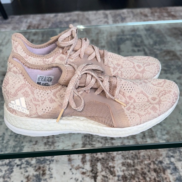 Adidas Pure boost Women's Pink Lace Sneakers size 7.5 - Picture 1 of 6